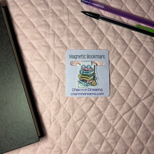 Pastel Book Wizard Magnetic Bookmark/Page Holder